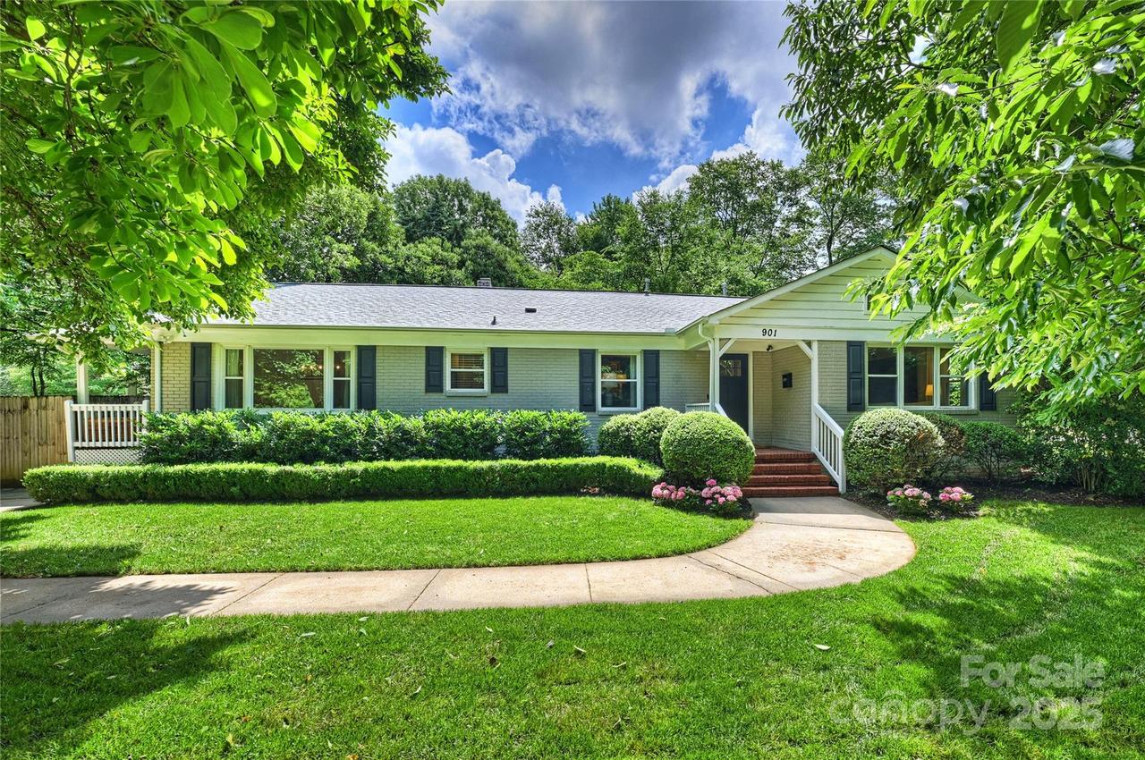 901 Scaleybark Rd., Charlotte, NC 28209