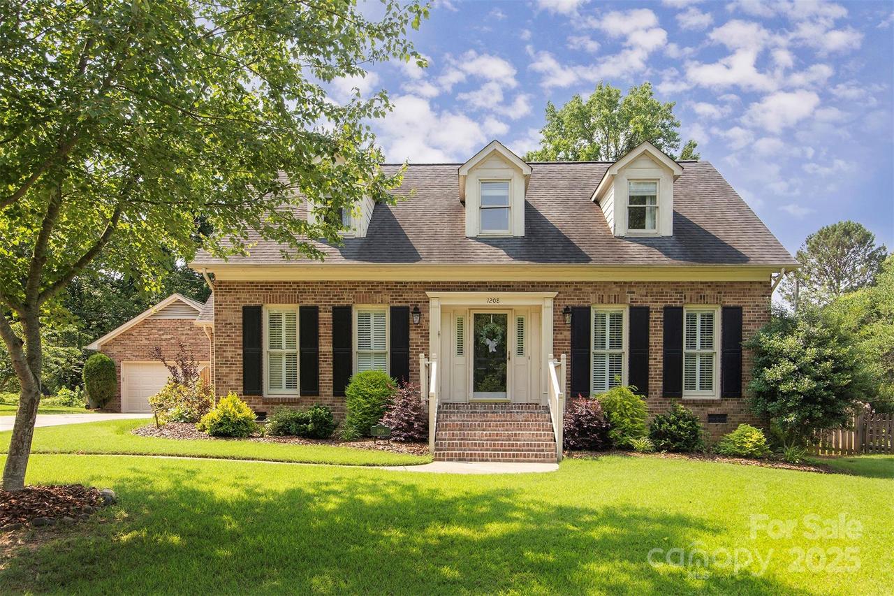 1208 Chausley Ct., Charlotte, NC 28211