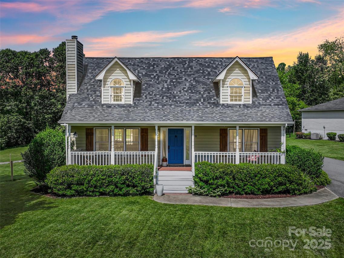 29 Driftwood Ln., Mills River, NC 28759