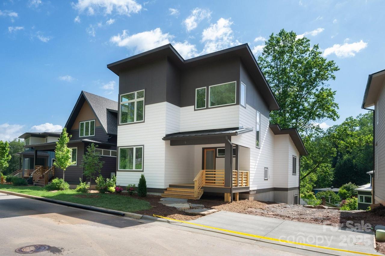 9 Orrinel Way, Asheville, NC 28806