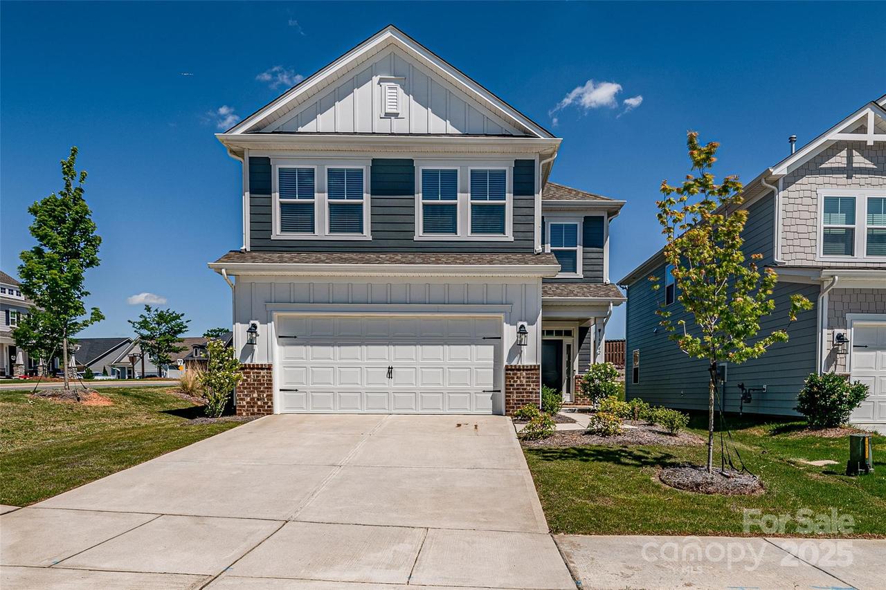 16042 River Tree Ln., Charlotte, NC 28278
