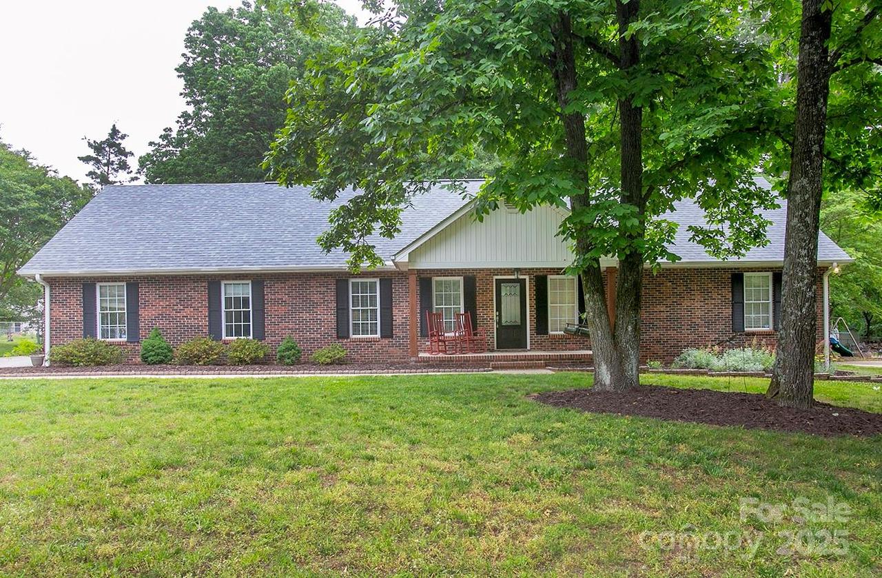 1610 Ford St., Charlotte, NC 28216