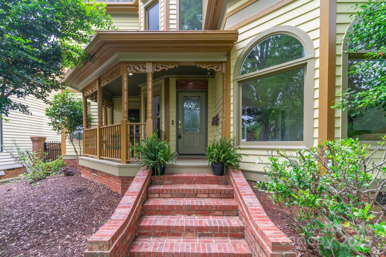 416 E Park Ave., Charlotte, NC 28203