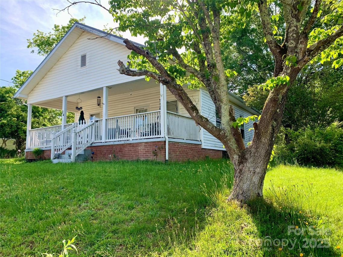 24 Pearl St. #8A & 8B, Granite Falls, NC 28630