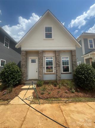 New Construction Homes For Sale This Week That Attend Albemarle Road Middle: May 21st to May 27th