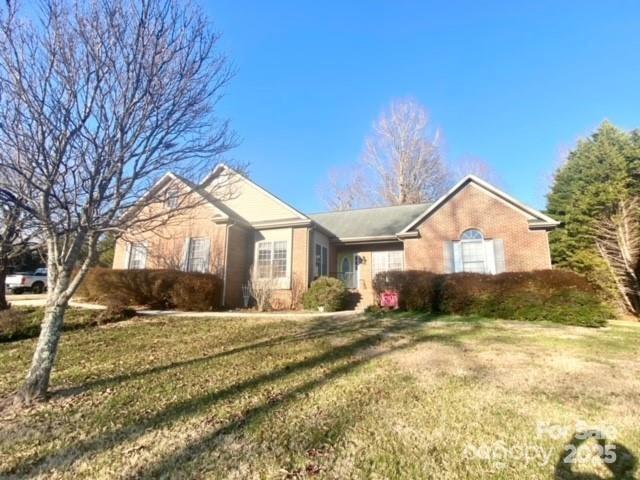 472 Windsor Dr., Taylorsville, NC 28681