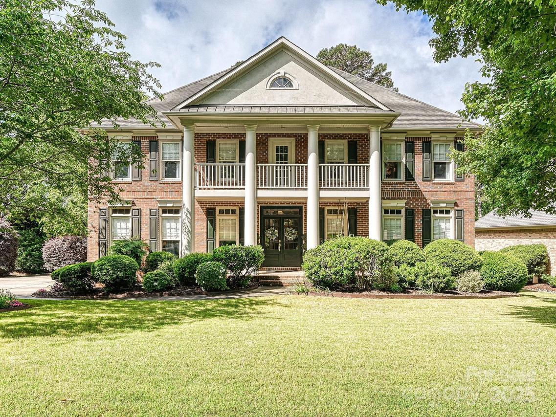 18419 Dembridge Dr., Davidson, NC 28036