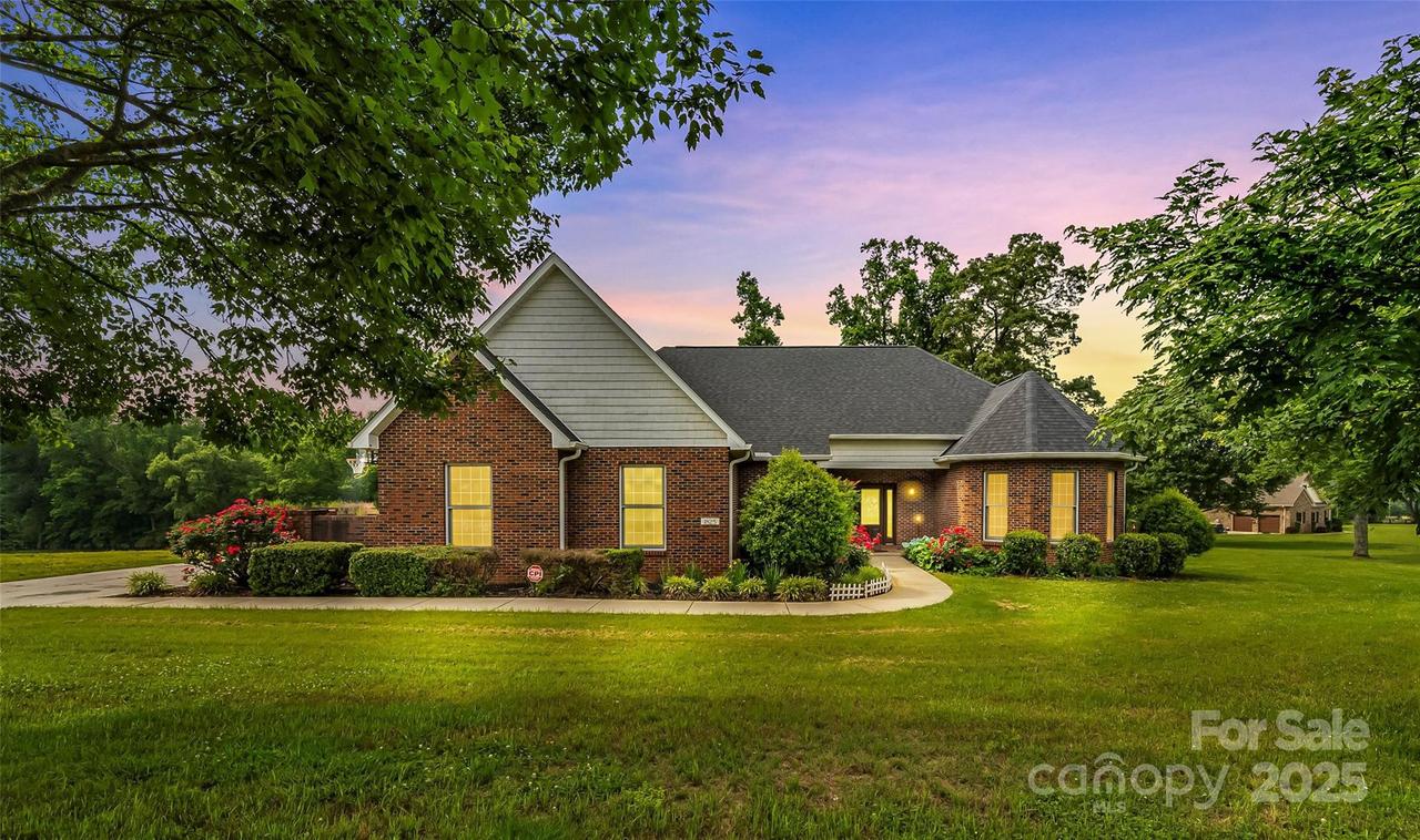 1825 Smyre Farm Rd., Newton, NC 28658