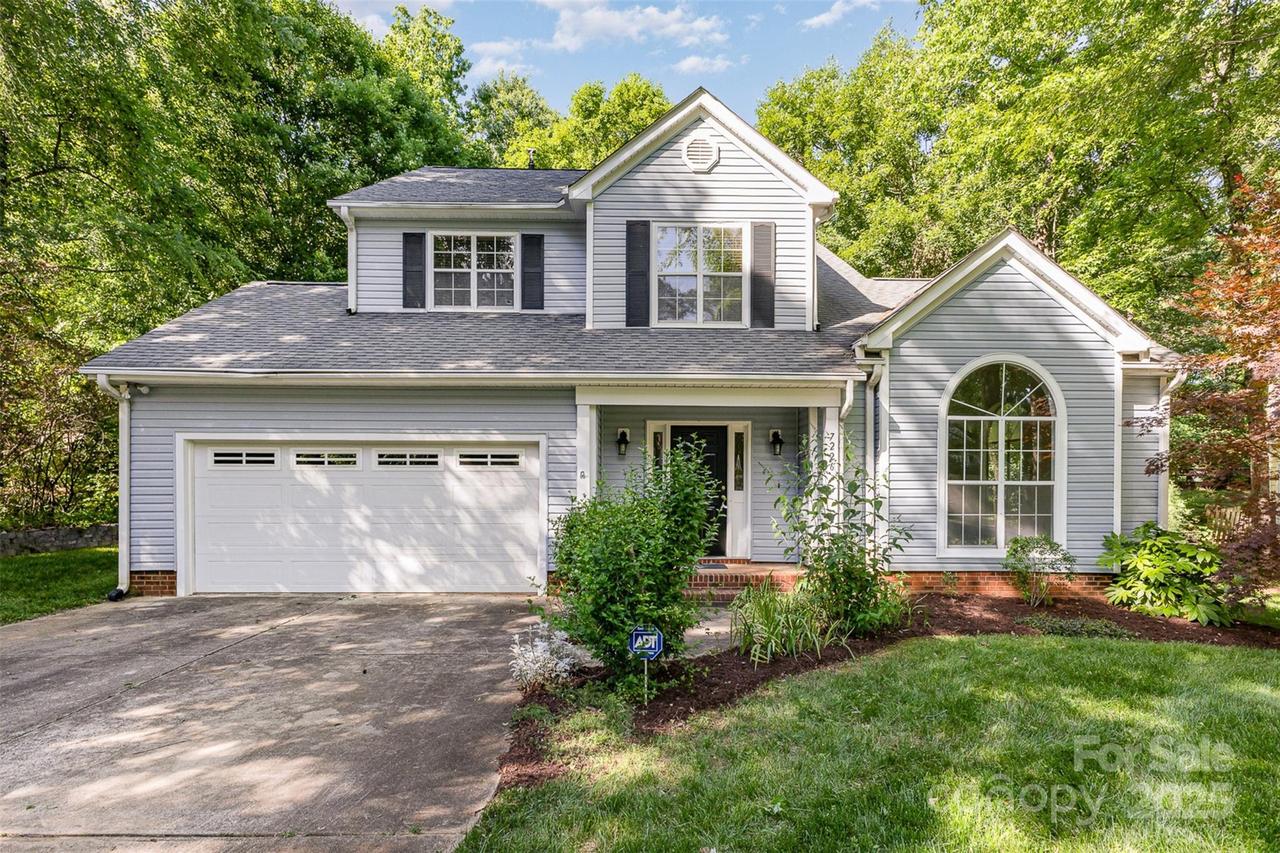 7226 Reedy Creek Rd., Charlotte, NC 28215