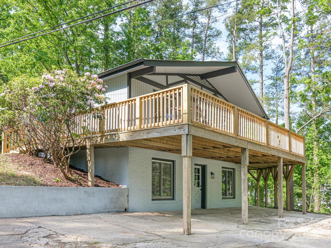 23 Leisure Mountain Rd., Asheville, NC 28804