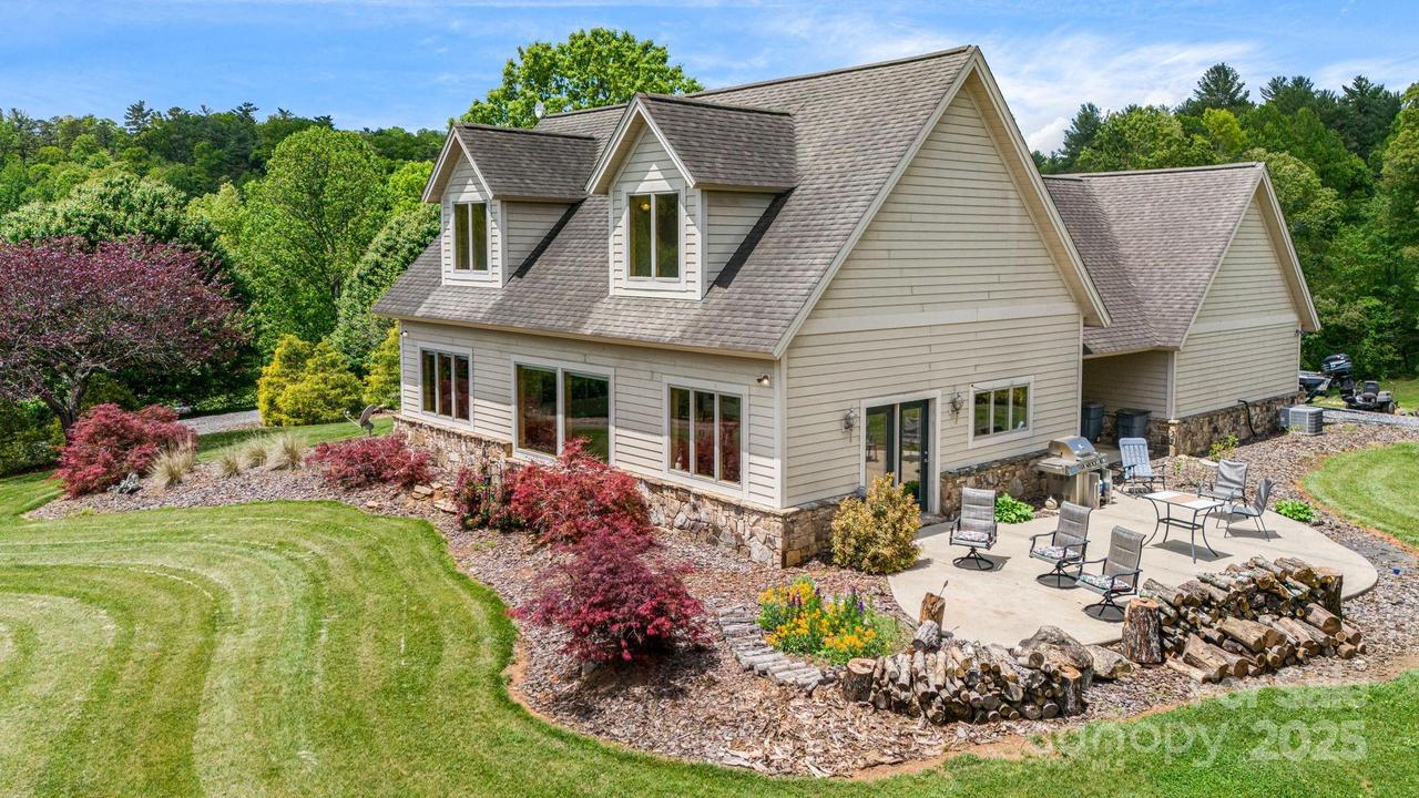 2912 Windswept Ridge Rd., Marshall, NC 28753