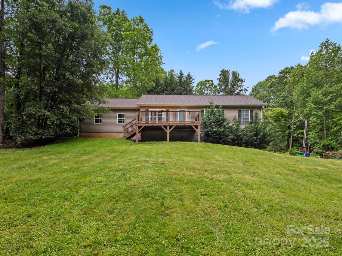 135 New Rockwood Rd., Arden, NC 28704