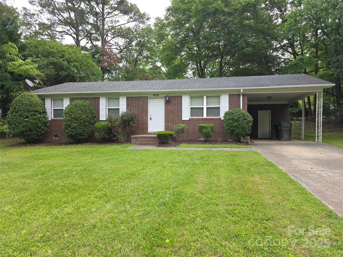 409 Anne Ave., Waxhaw, NC 28173