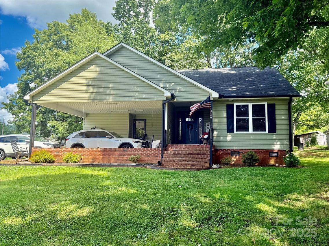 312 Shady Ln., Lincolnton, NC 28092