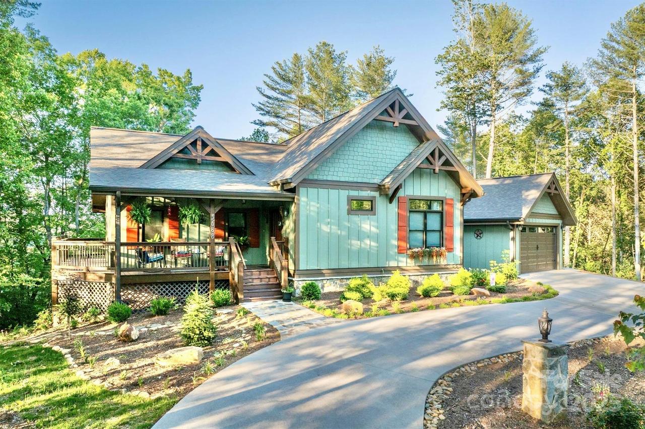 5688 Winding River Rd., Lenoir, NC 28645