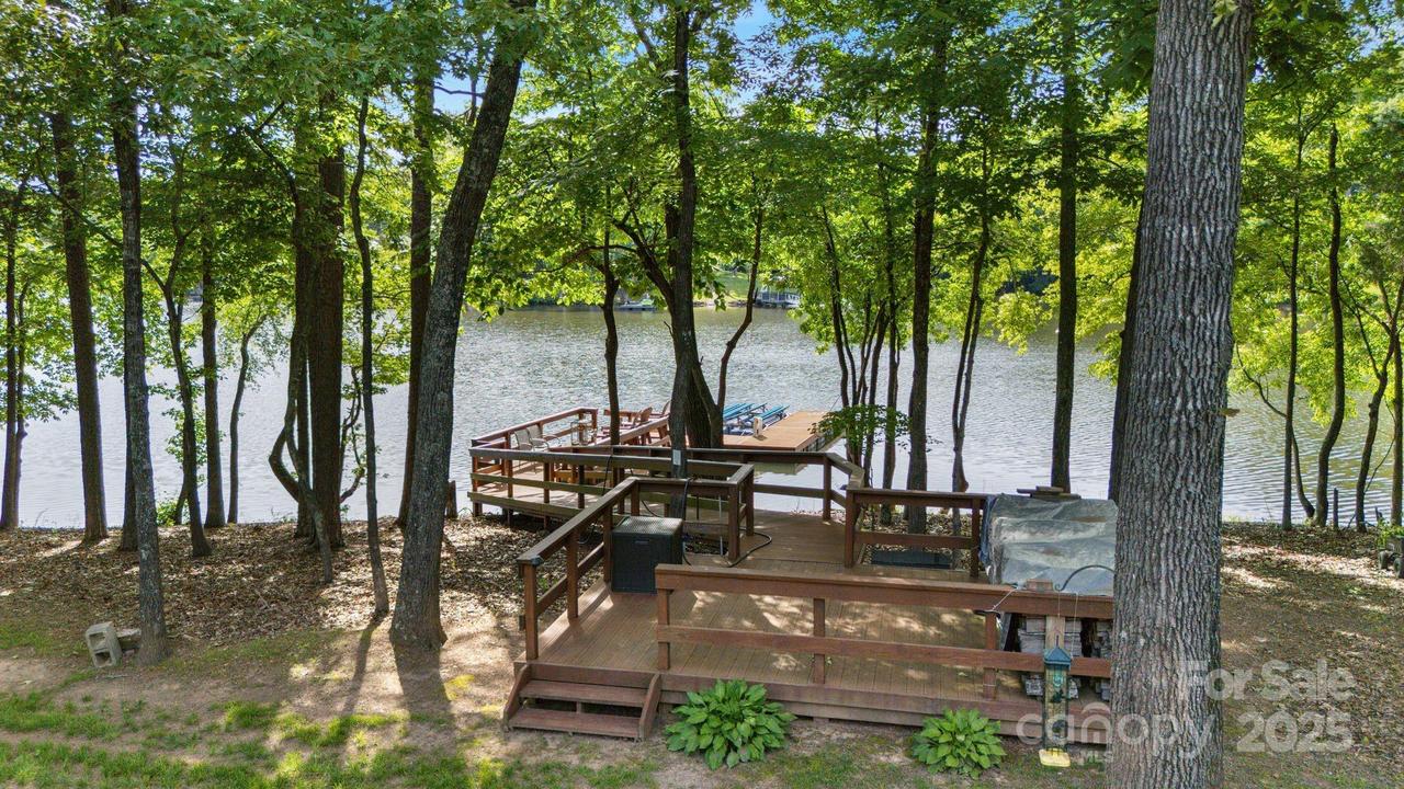 408 Emerald Bay Dr., Salisbury, NC 28146