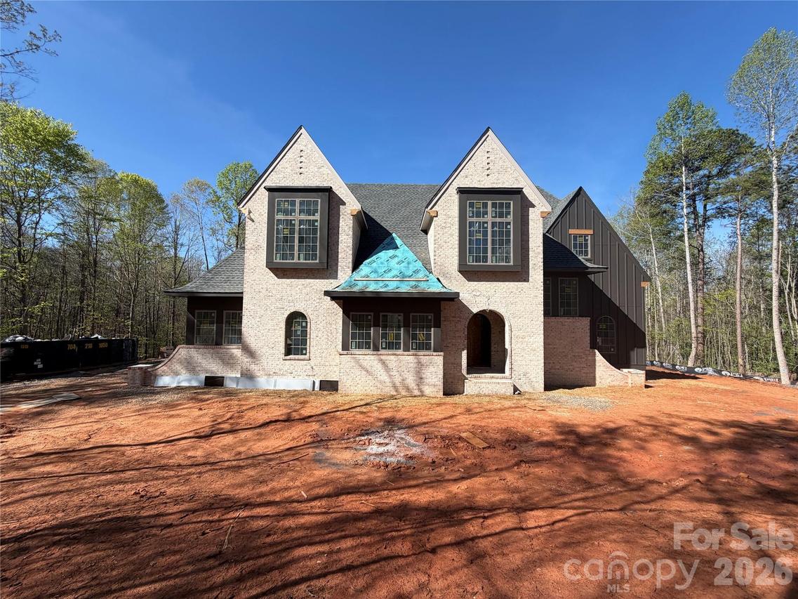 1063 Ventosa Dr., Denver, NC 28037