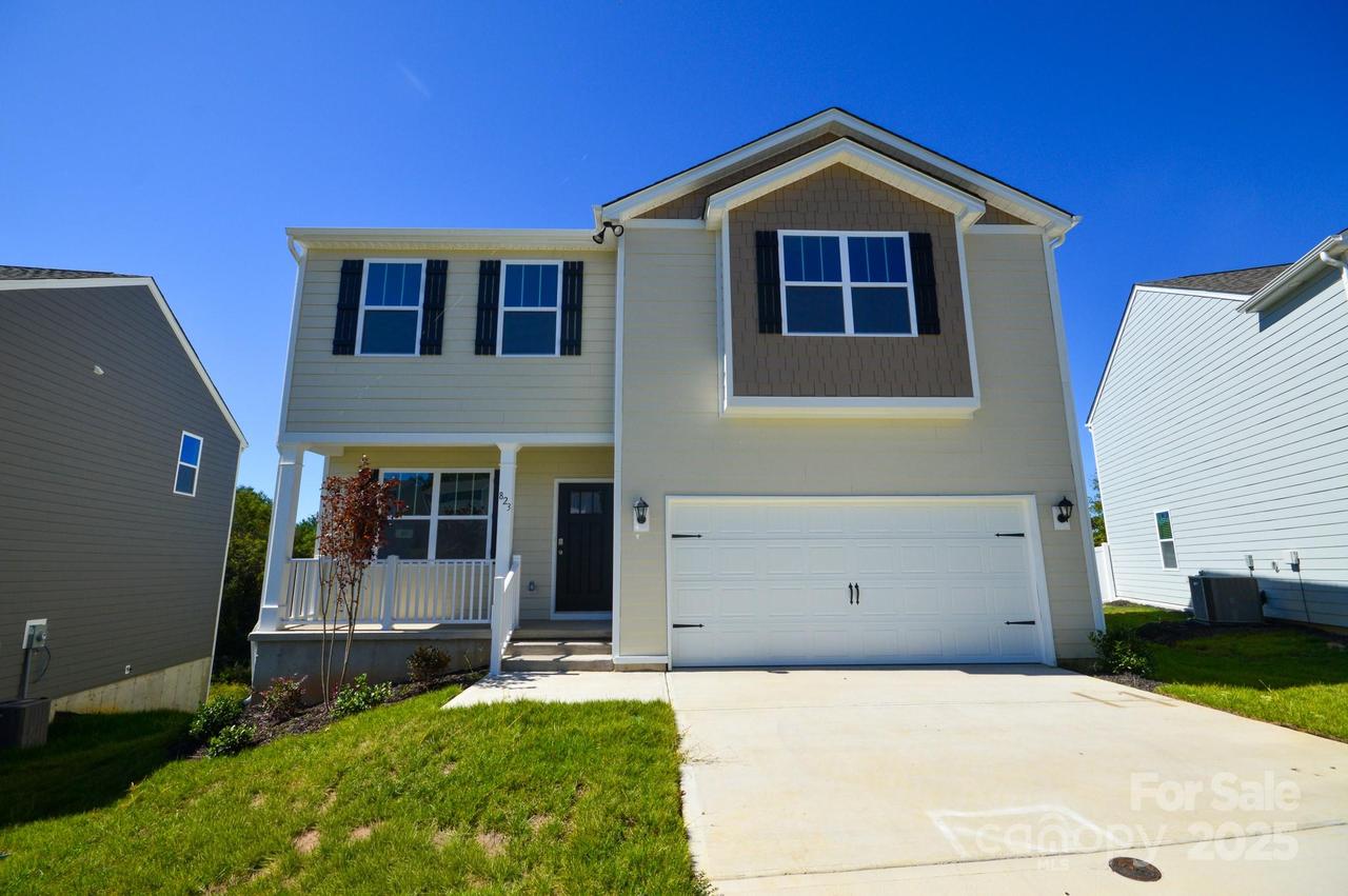 823 Adelston Ln., Asheville, NC 28804