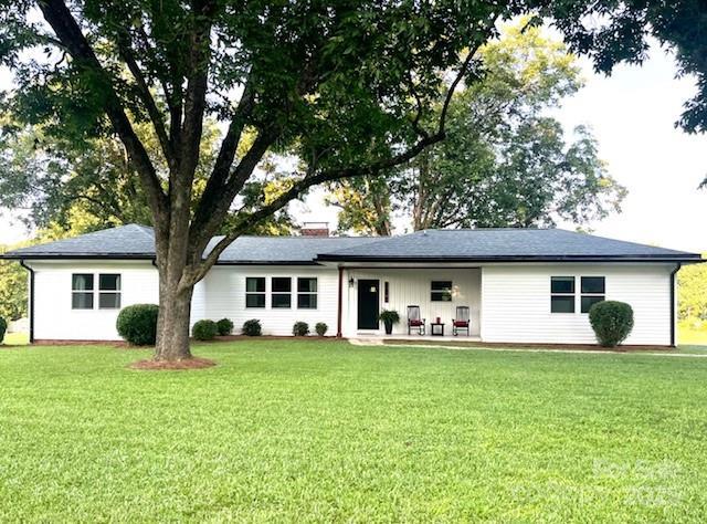 37598 Mountain Creek Rd., New London, NC 28127