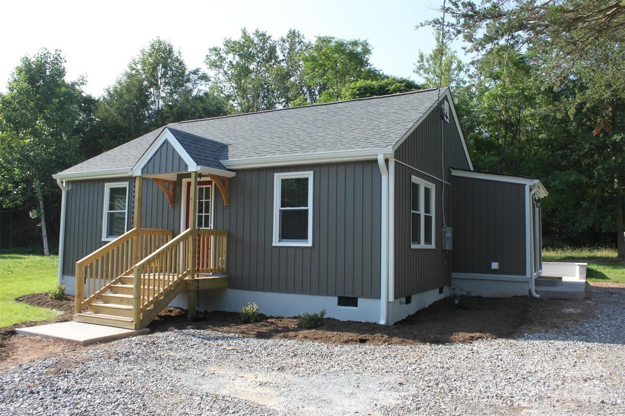 4824 Loff St., Jonesville, NC 28642