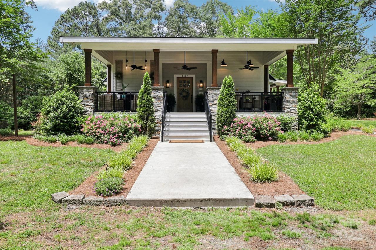 1737 Hwy 109 Hwy., Troy, NC 27371