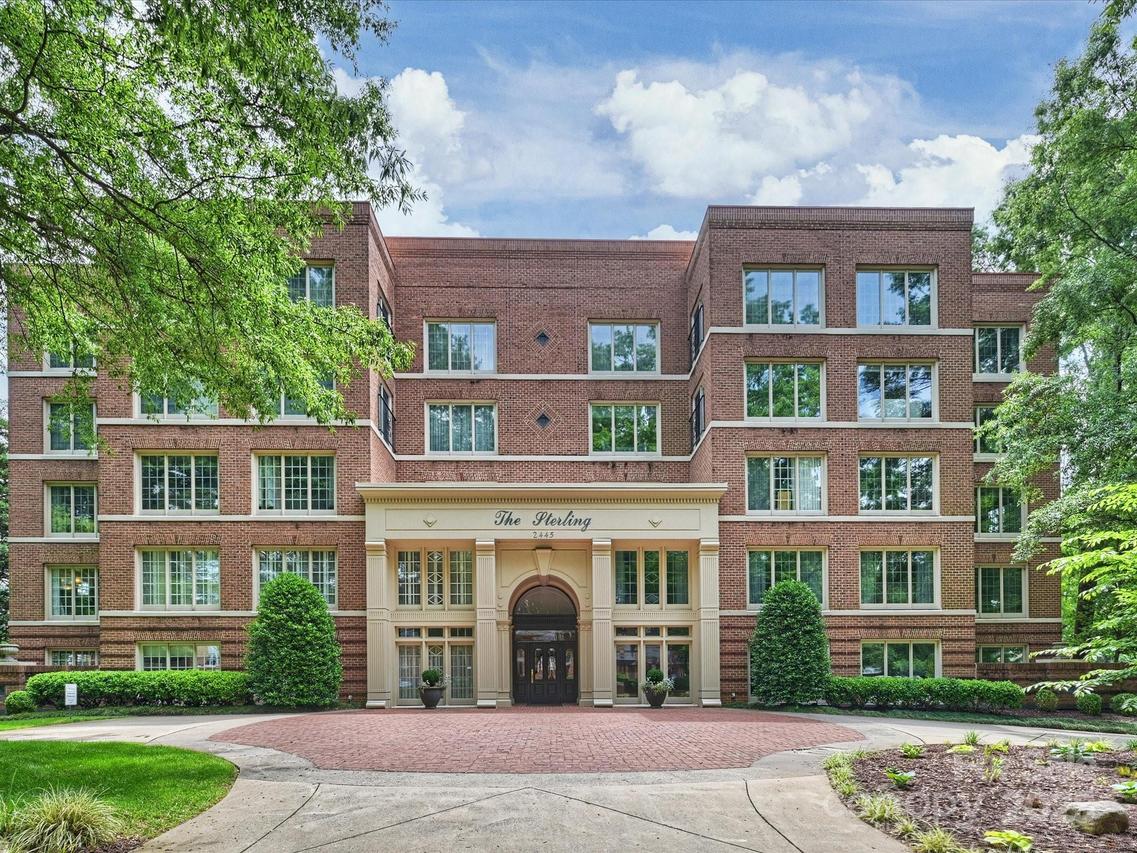 2445 Selwyn Ave. #104, Charlotte, NC 28209