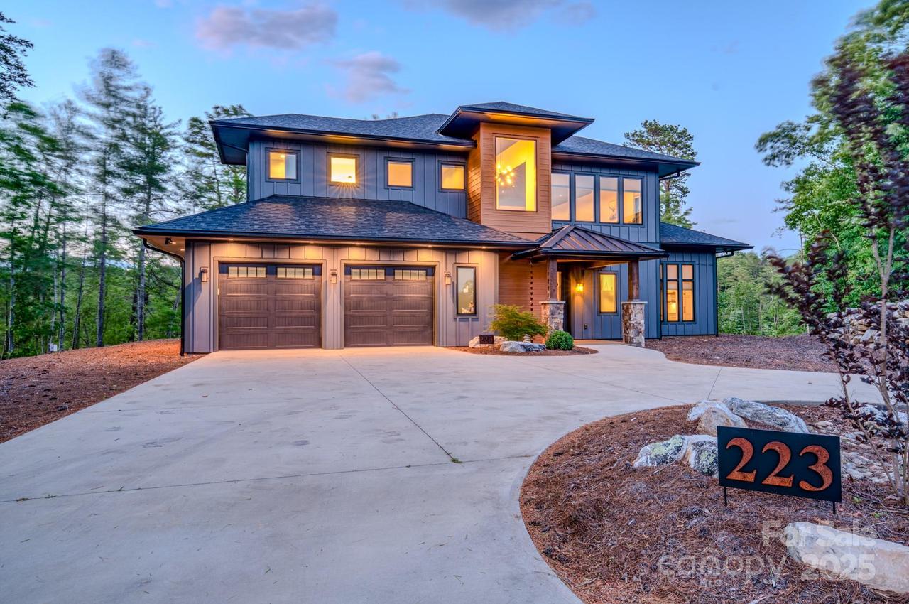 223 Linville View Dr., Nebo, NC 28761