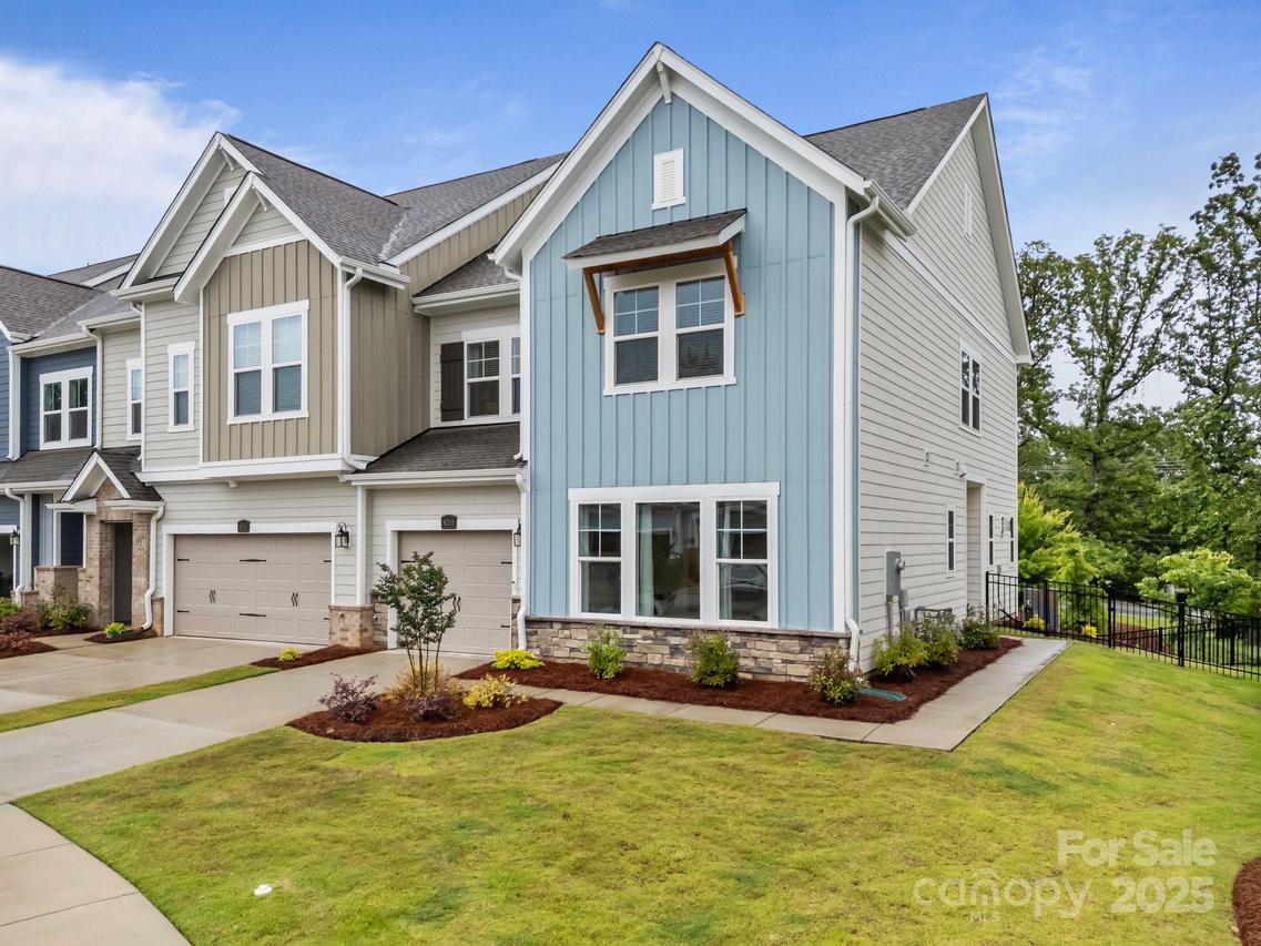 8215 Houser St., Cornelius, NC 28031