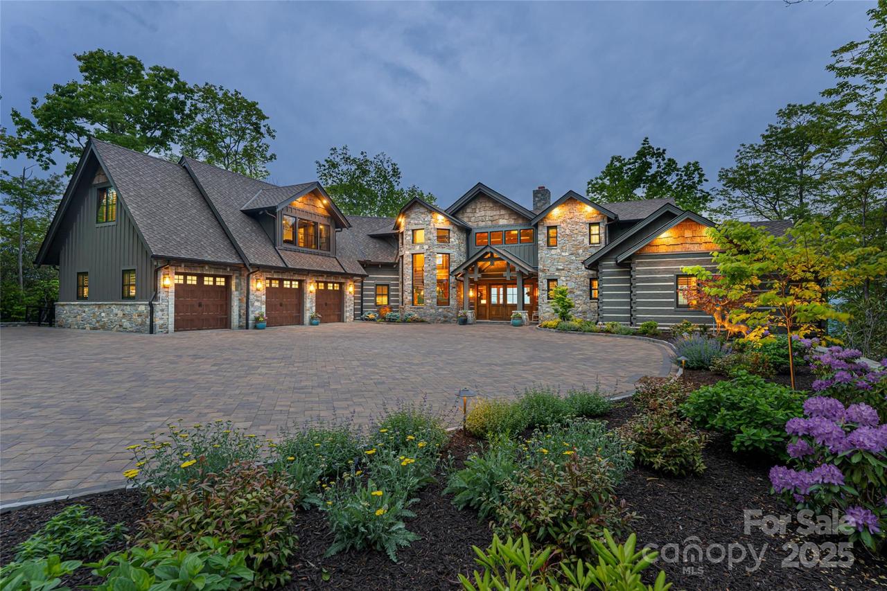 511 Asgi Tr., Maggie Valley, NC 28751