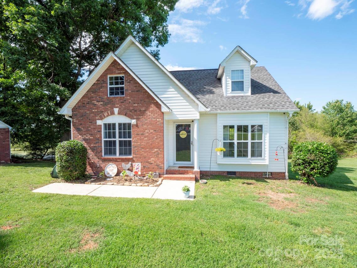 1918 Gables Dr., Monroe, NC 28112