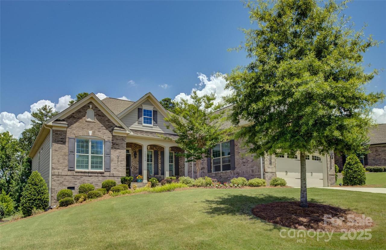 16010 Vale Ridge Dr., Charlotte, NC 28278
