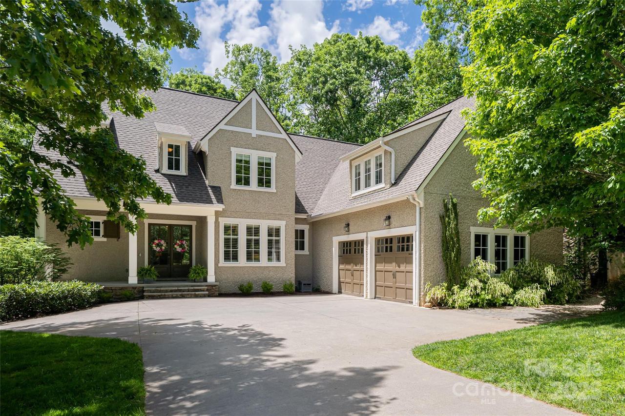 20 E East Owl Creek Ln., Fairview, NC 28730