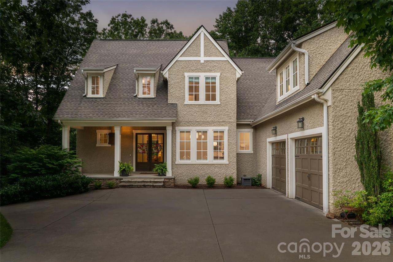 20 E East Owl Creek Ln., Fairview, NC 28730