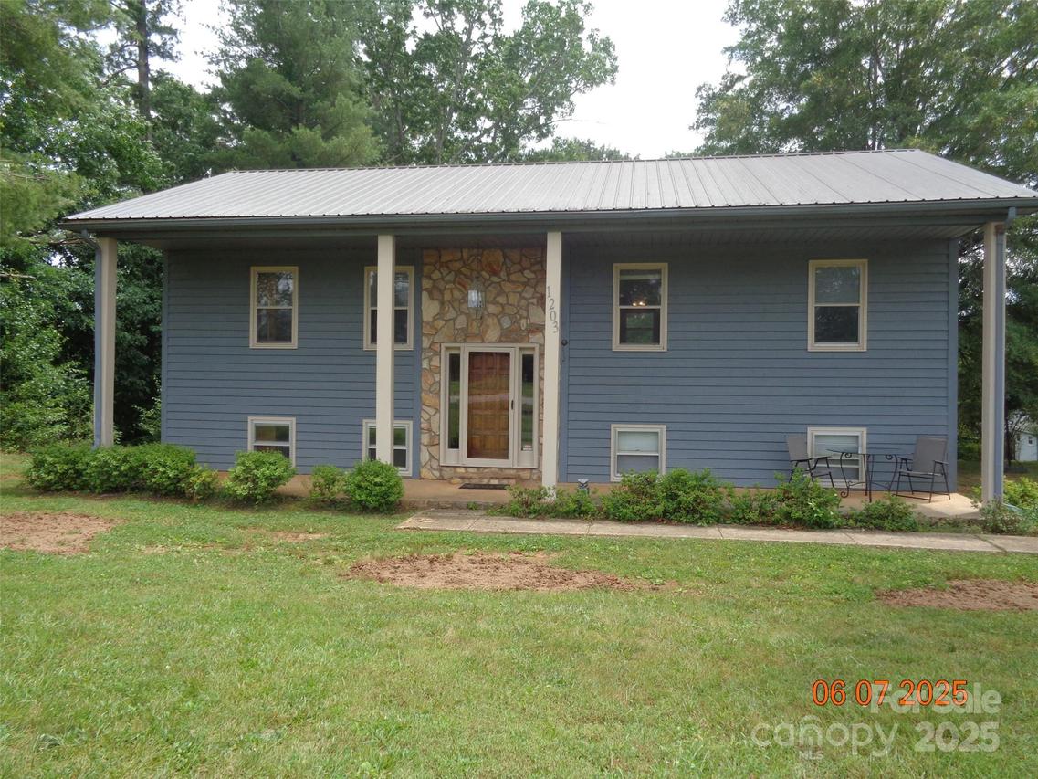 1203 Dudley Shoals Rd., Granite Falls, NC 28630