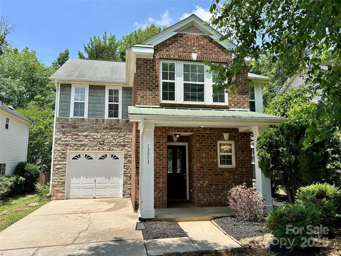 13913 Pinyon Pine Ln., Charlotte, NC 28215
