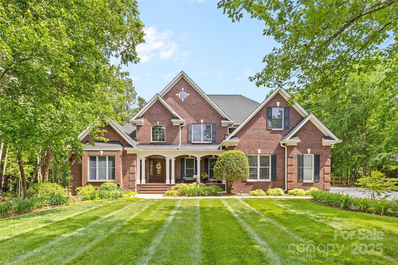 9918 Windrow Dr., Indian Trail, NC 28079