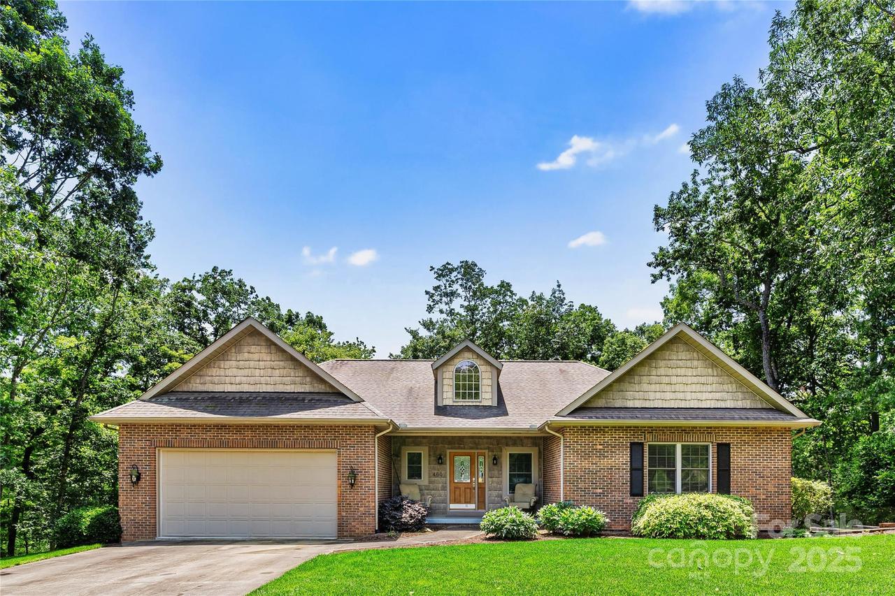 460 Dublin Ln., Columbus, NC 28722
