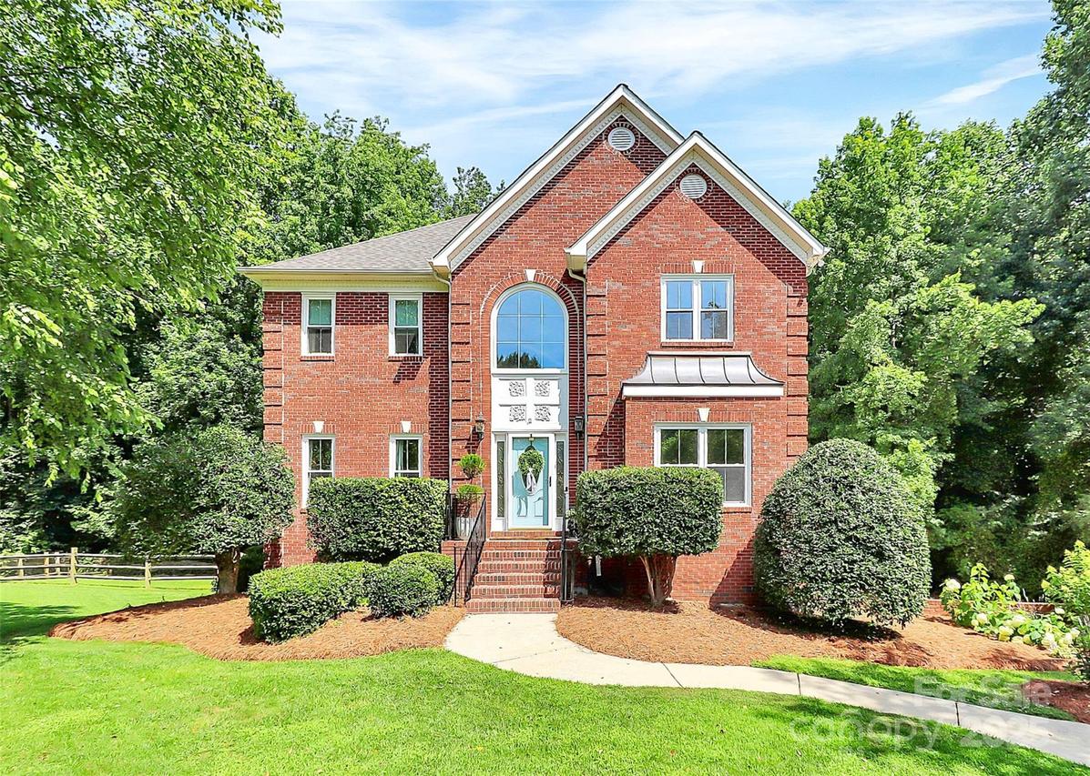 655 Powder Horn Ln., Indian Trail, NC 28079