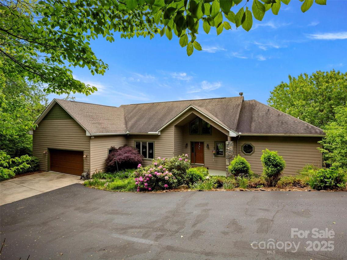 29 Egret Ct., Waynesville, NC 28786