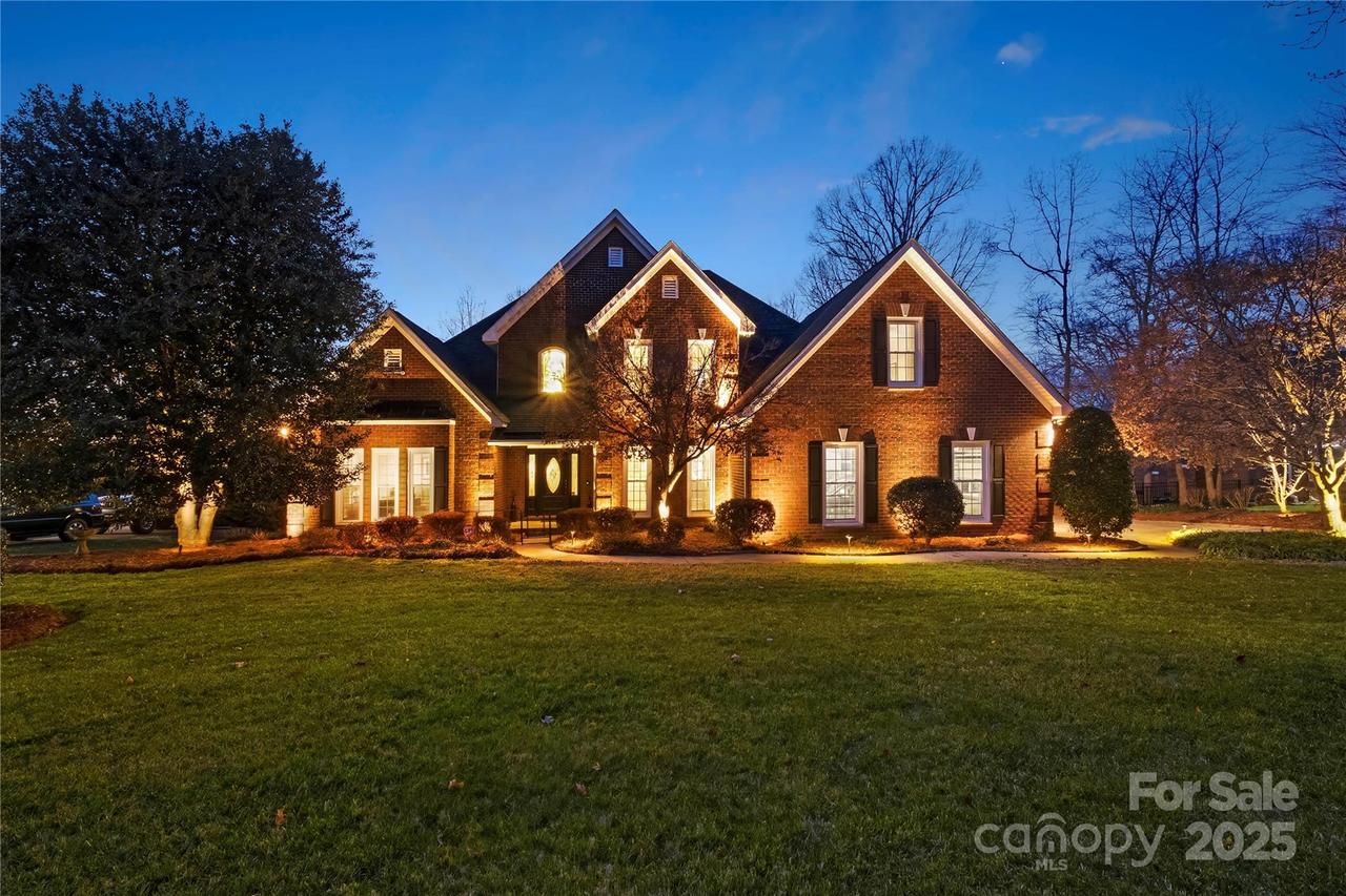 3115 Duck Point Dr., Monroe, NC 28110
