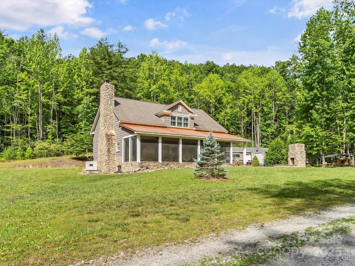4290 Black Bear Tr., Morganton, NC 28655
