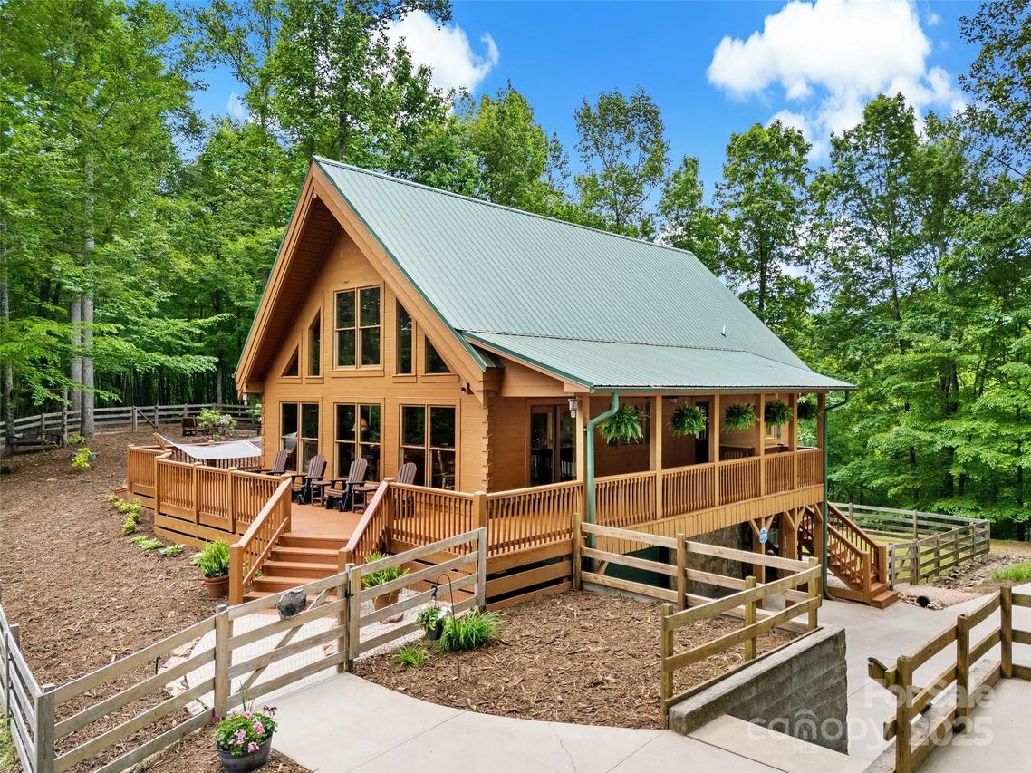 77 Pepperwood Dr., Marion, NC 28752