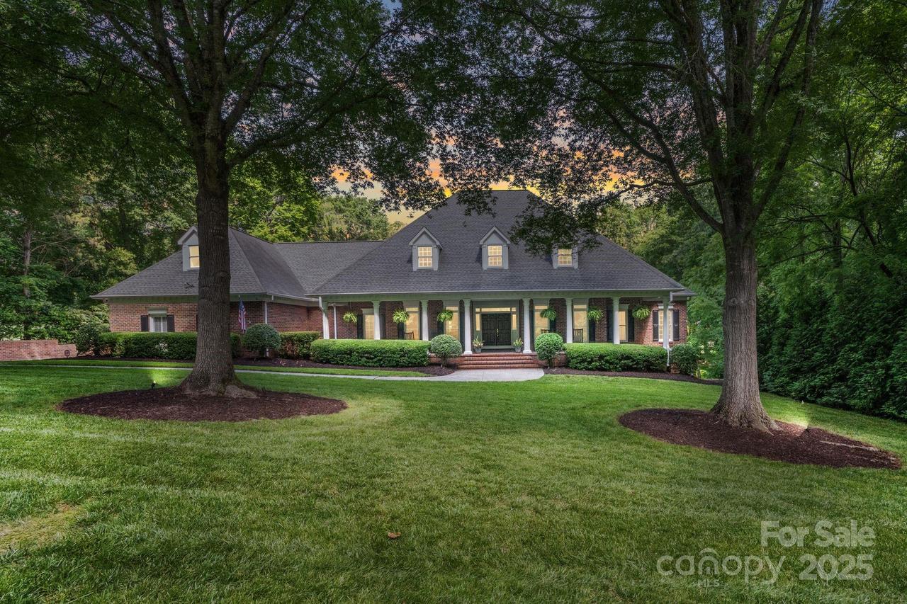 4920 Parview Dr., Charlotte, NC 28226