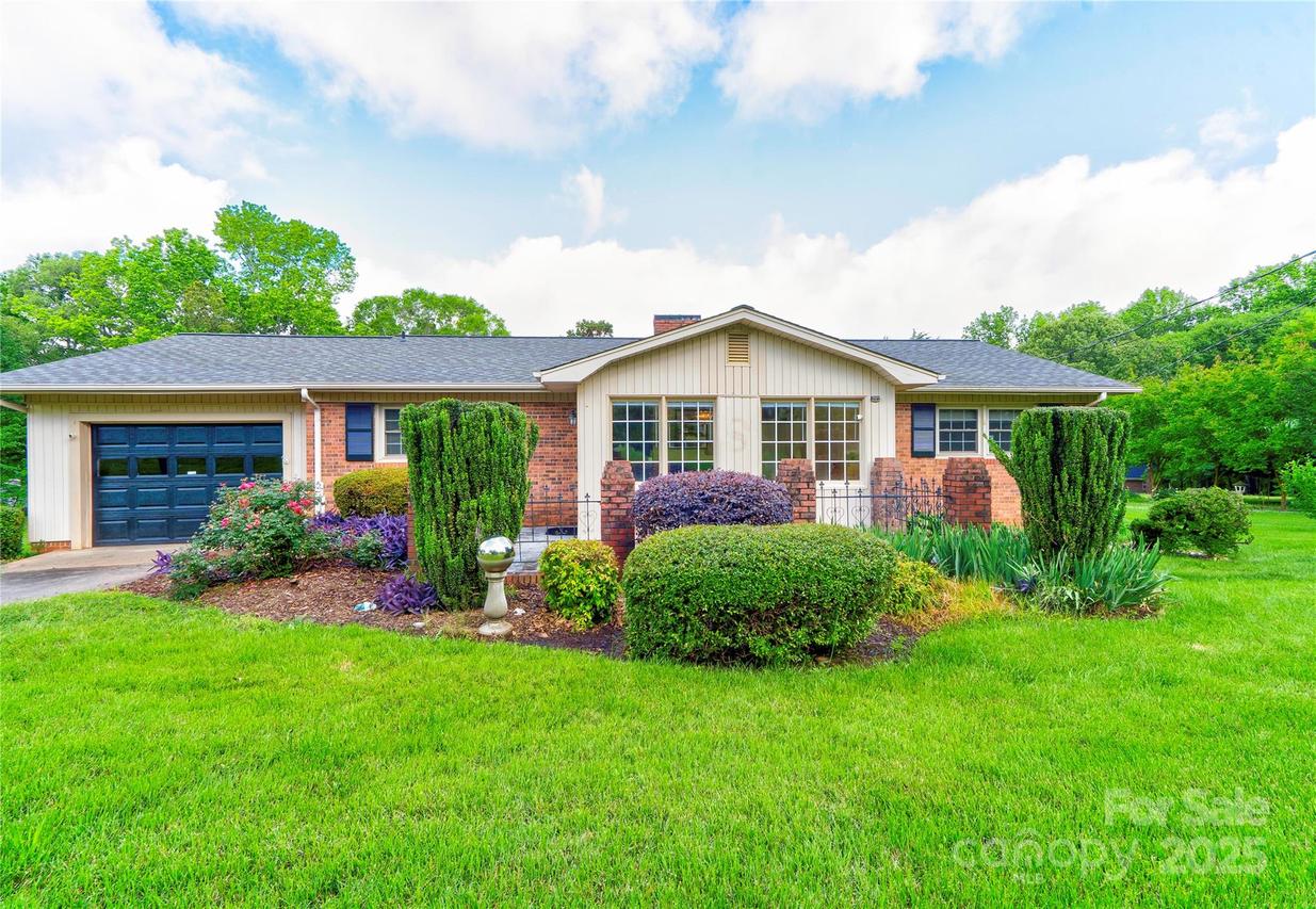 1184 Cambridge Dr., Shelby, NC 28152