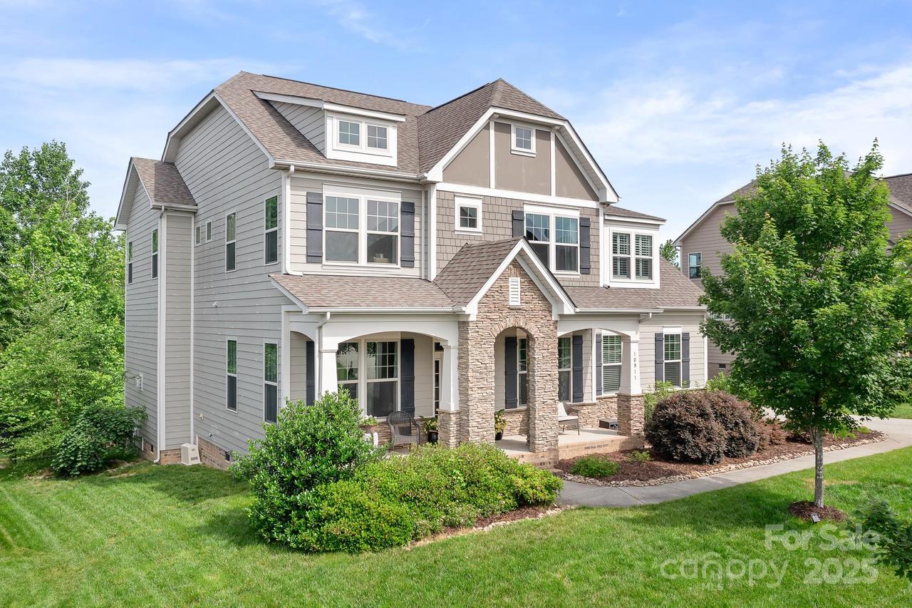 10911 Skymont Dr., Huntersville, NC 28078