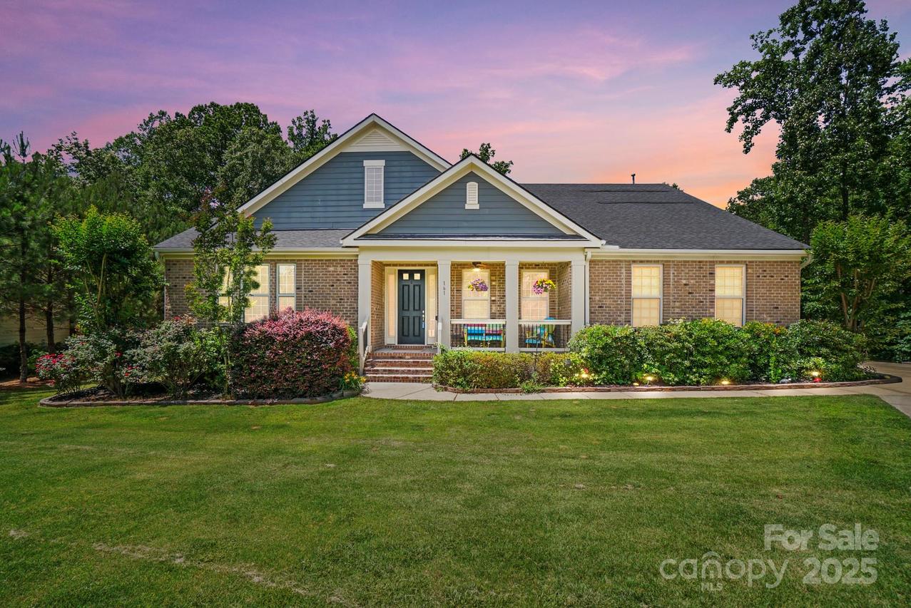 161 Leaning Tower Dr., Mooresville, NC 28117