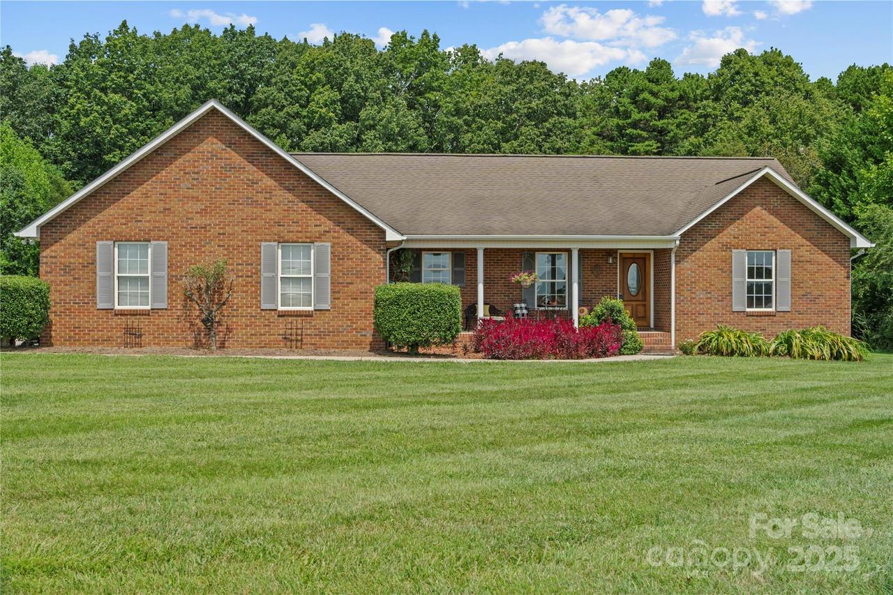 4470 W Bandys Cross Rd., Claremont, NC 28610
