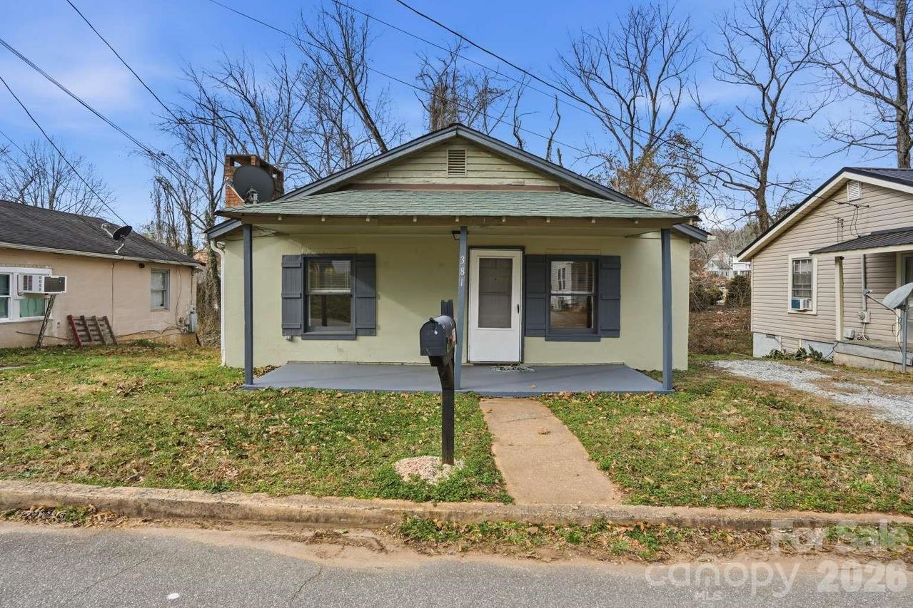 381 N Cleghorn St., Rutherfordton, NC 28139