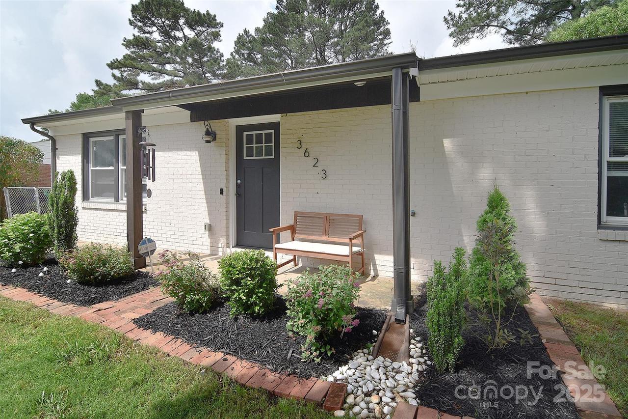 3623 Braden Dr., Charlotte, NC 28216