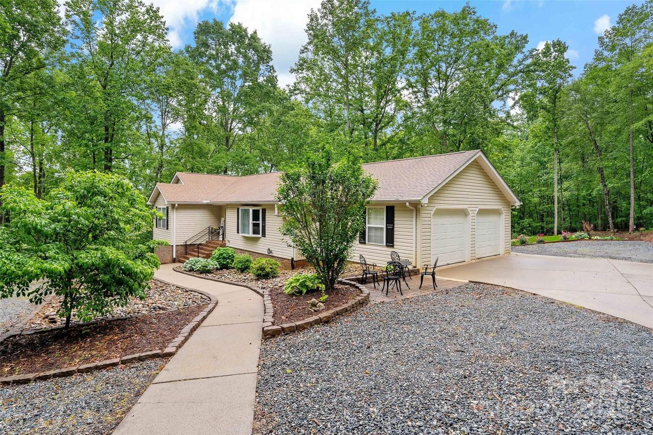 174 Sassafras Hill Dr. #41, Rutherfordton, NC 28139